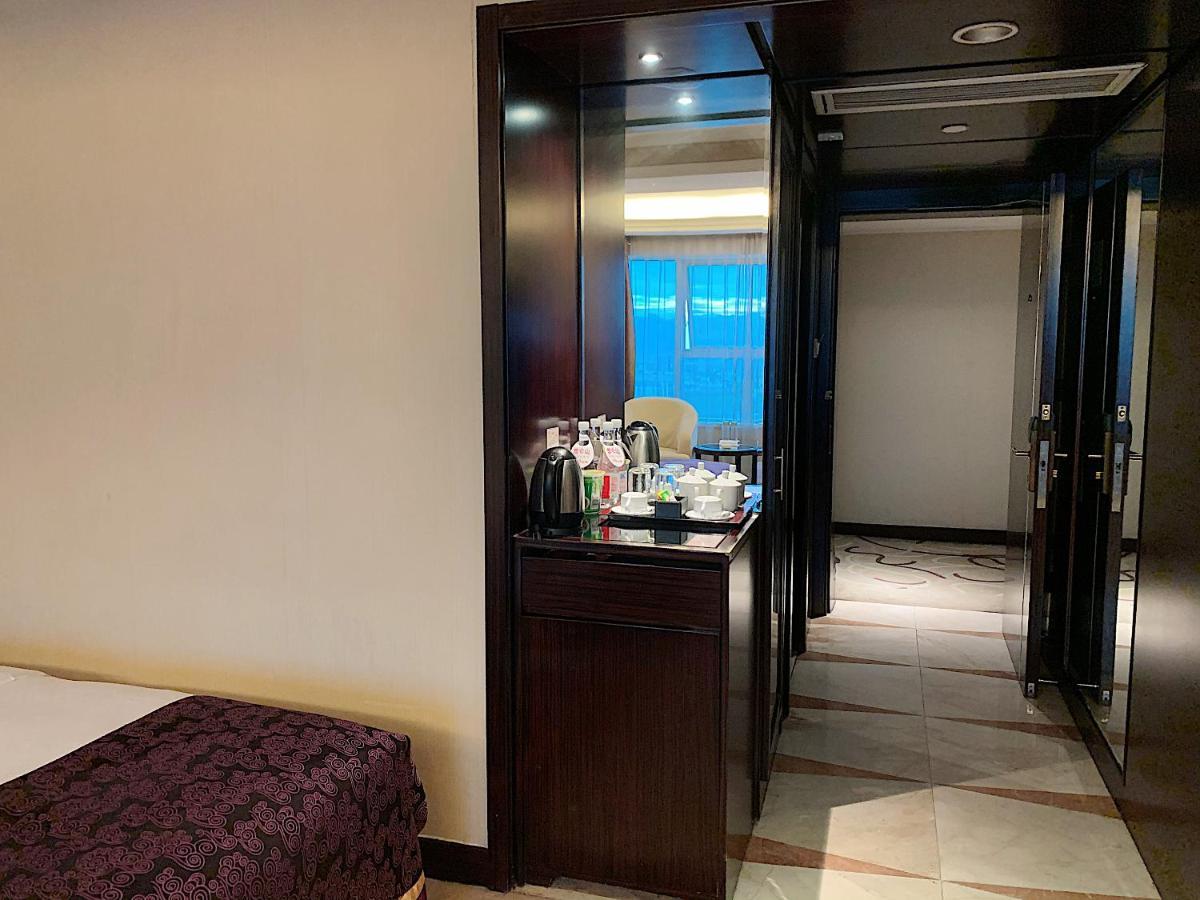 Yiwu Yimei Plaza Hotel Eksteriør bilde