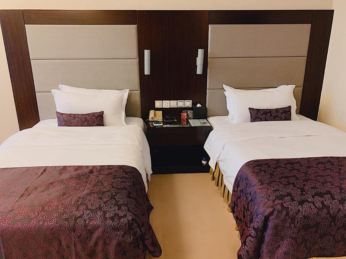 Yiwu Yimei Plaza Hotel Eksteriør bilde