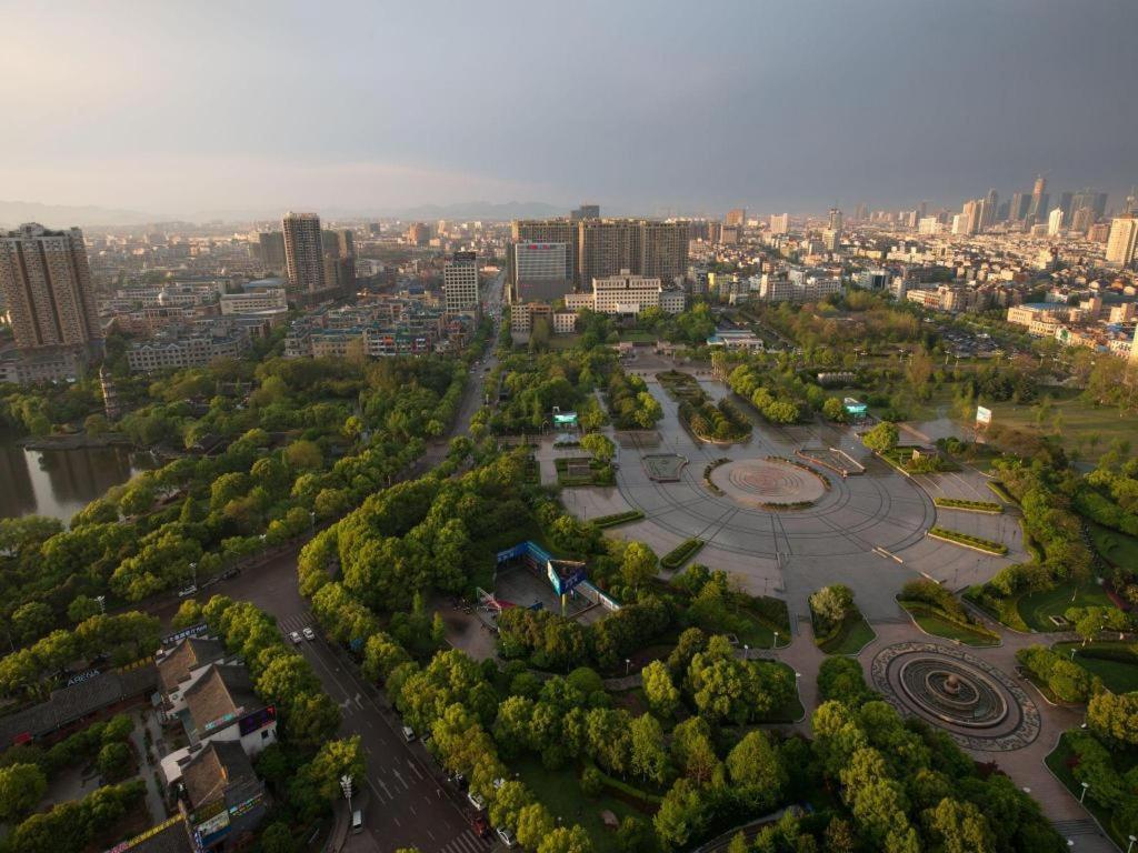 Yiwu Yimei Plaza Hotel Eksteriør bilde